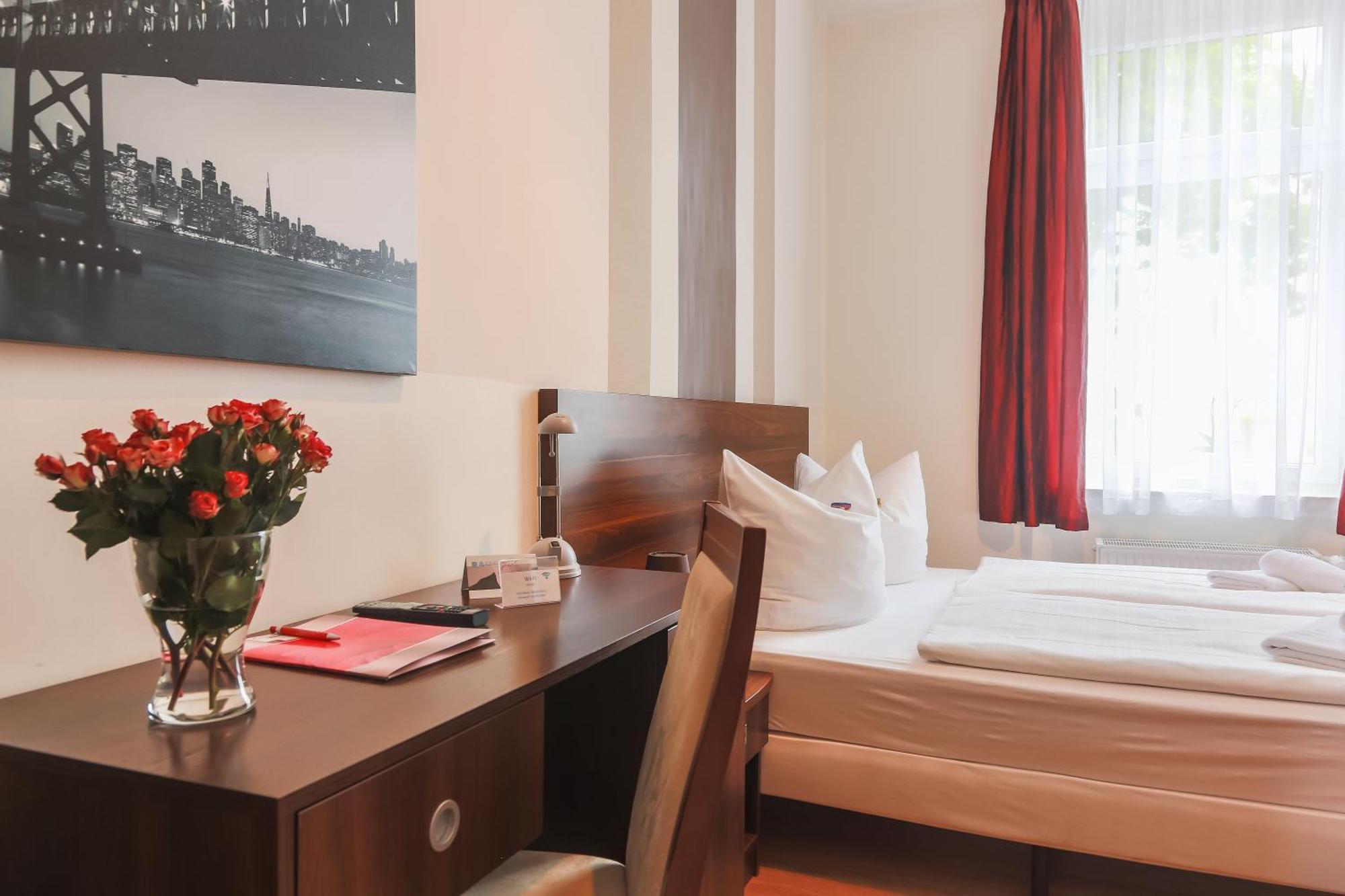 City Residence Hotel Frankfurt Oder Bahnhof Екстер'єр фото