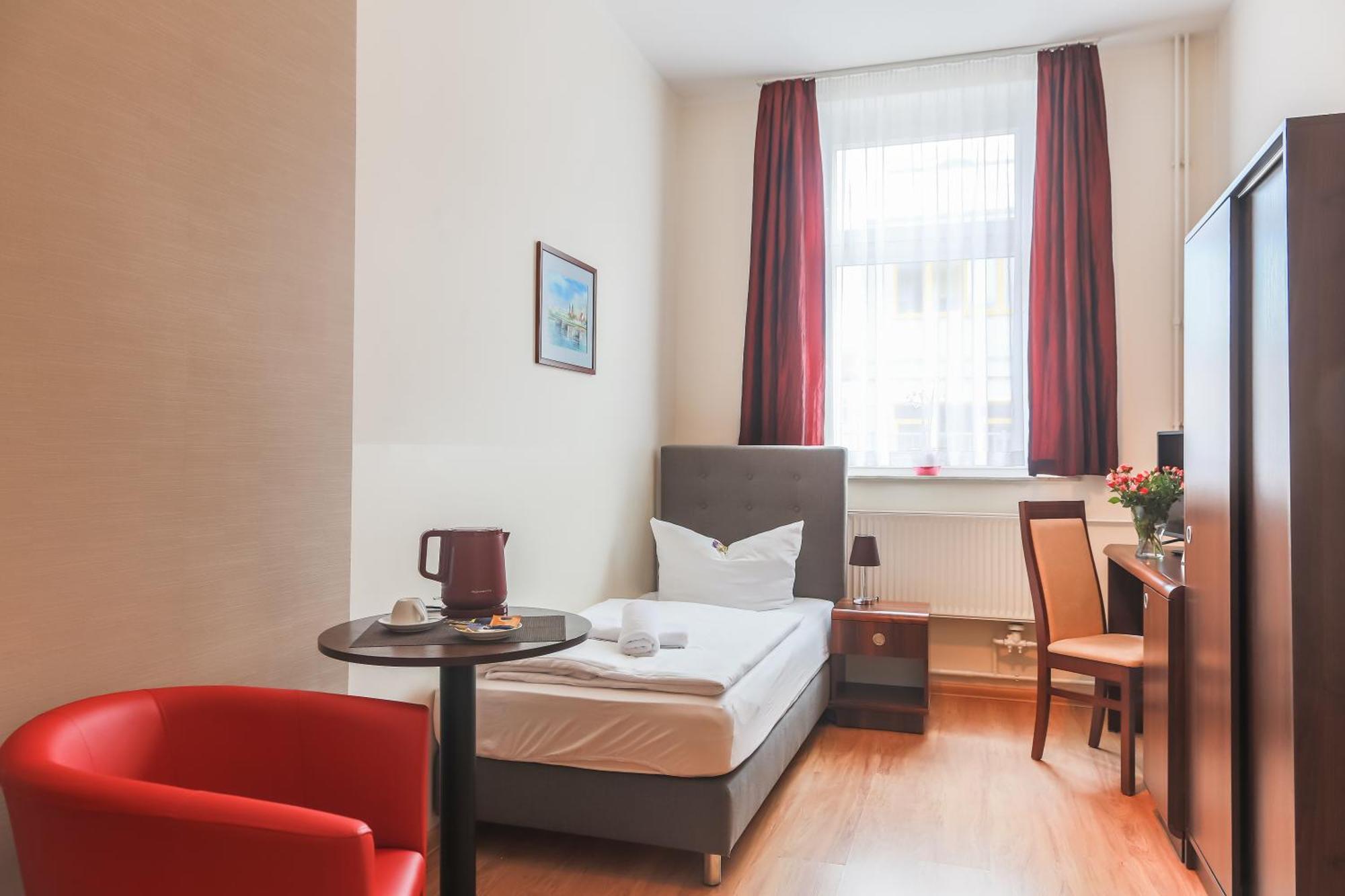 City Residence Hotel Frankfurt Oder Bahnhof Екстер'єр фото