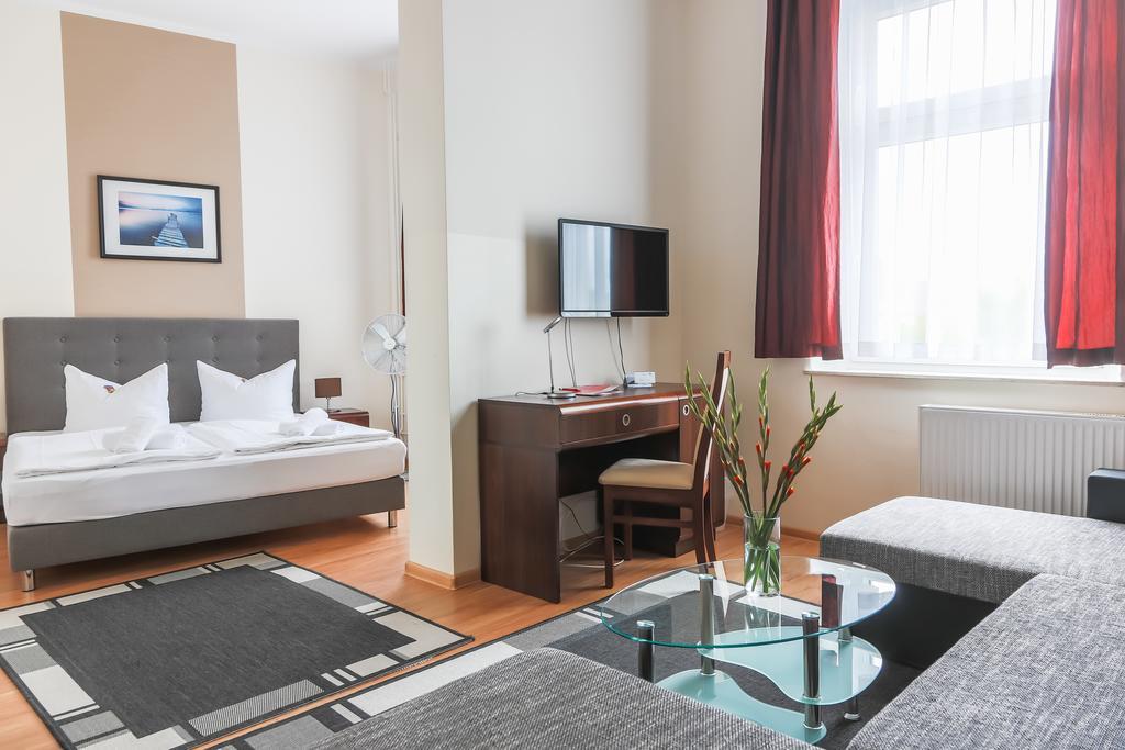City Residence Hotel Frankfurt Oder Bahnhof Екстер'єр фото